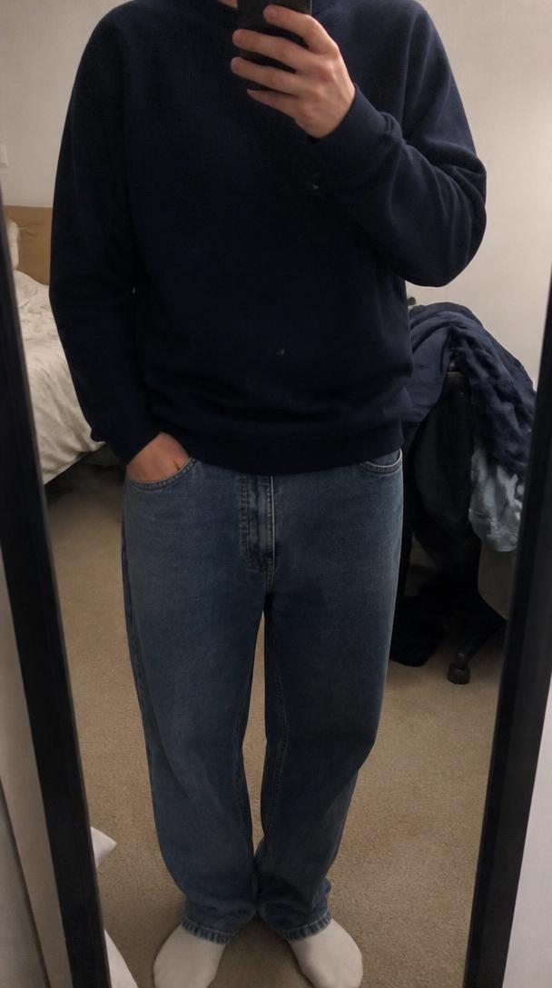Mirror Outfit Check example frame